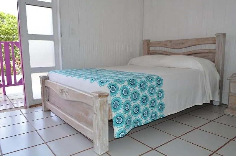 Posada Buganvilla San Andrés 2*,